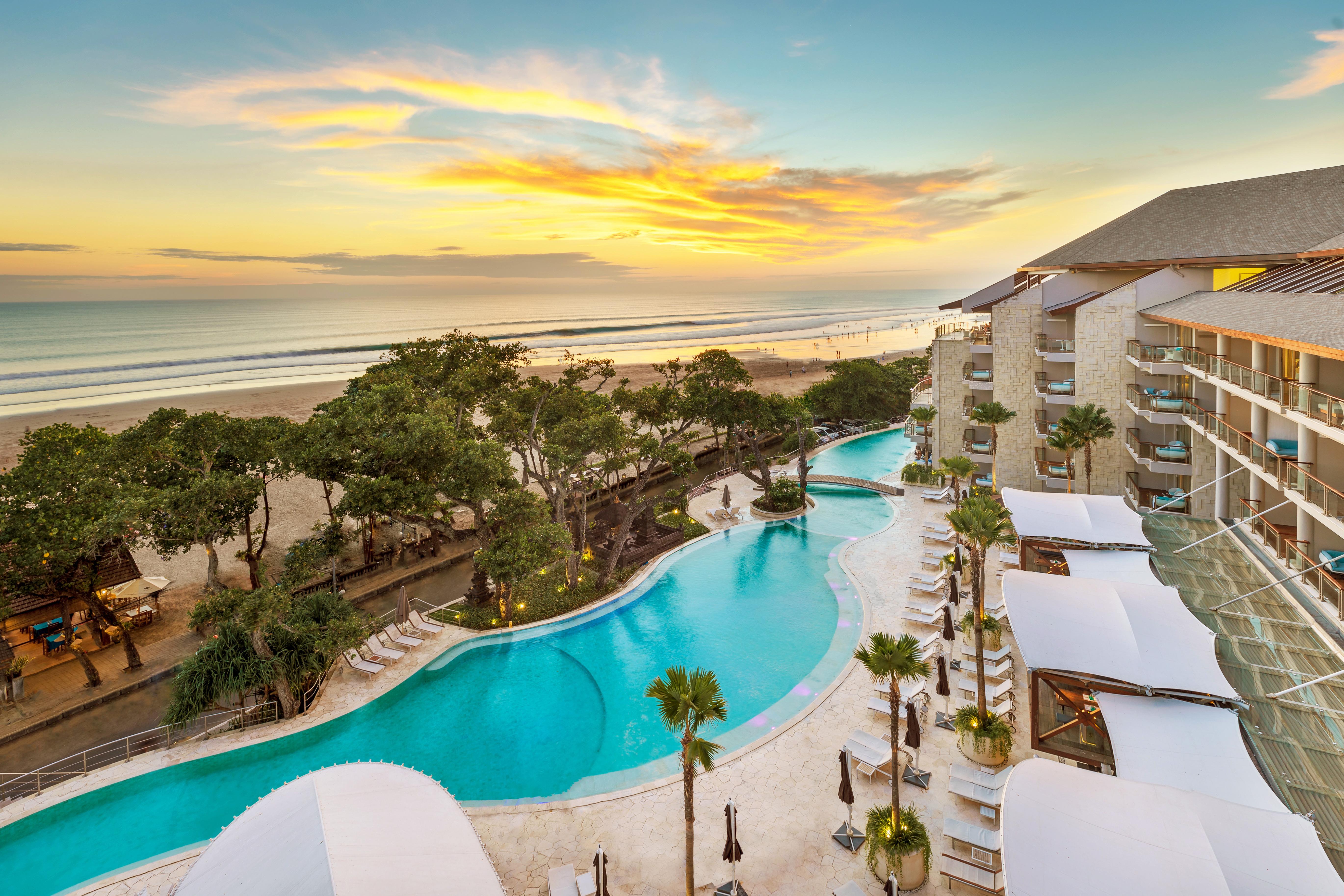 塞米亚克双六豪华酒店 外观 照片 The pool at the Sheraton San Diego